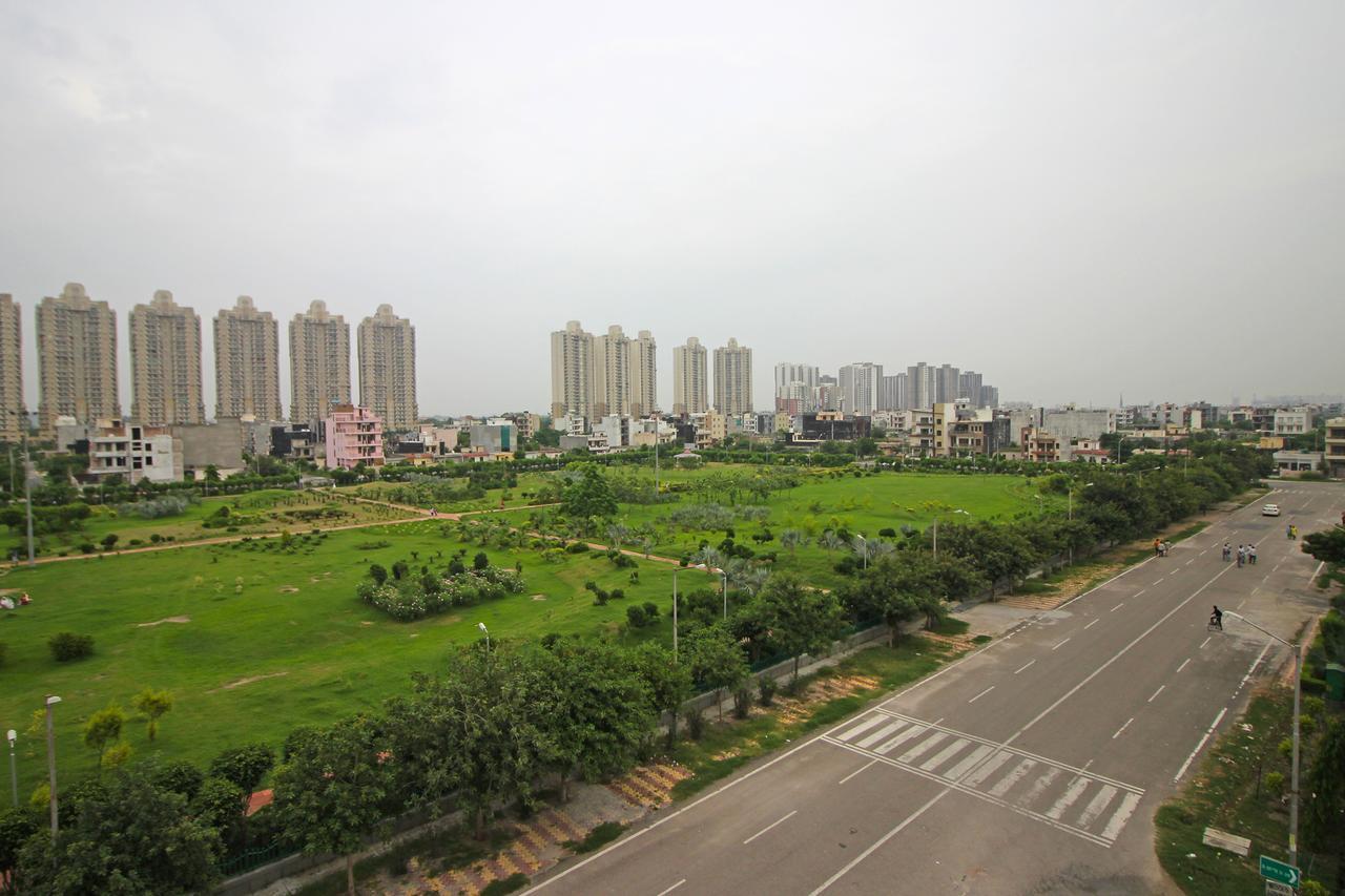 Oyo 9192 Hotel Raghav Residency Noida Exterior foto