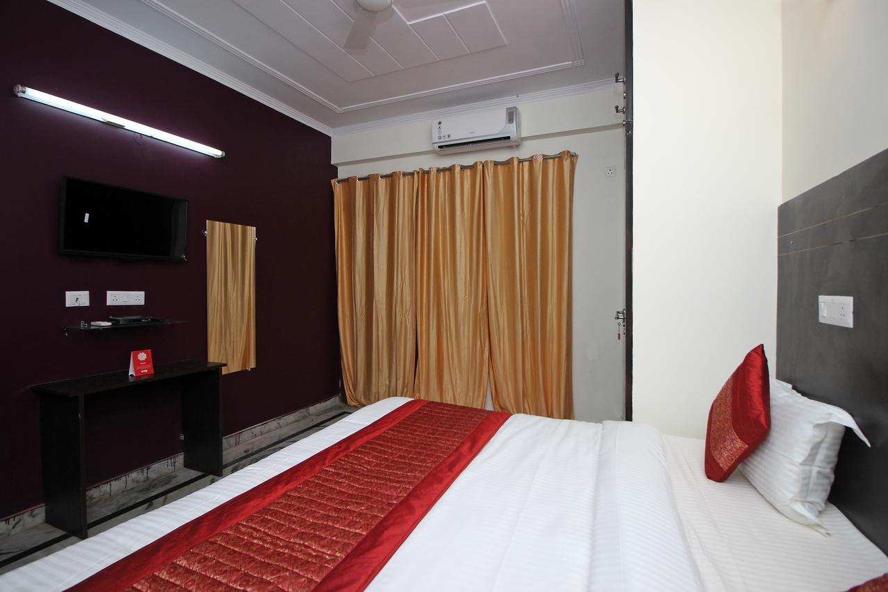 Oyo 9192 Hotel Raghav Residency Noida Exterior foto